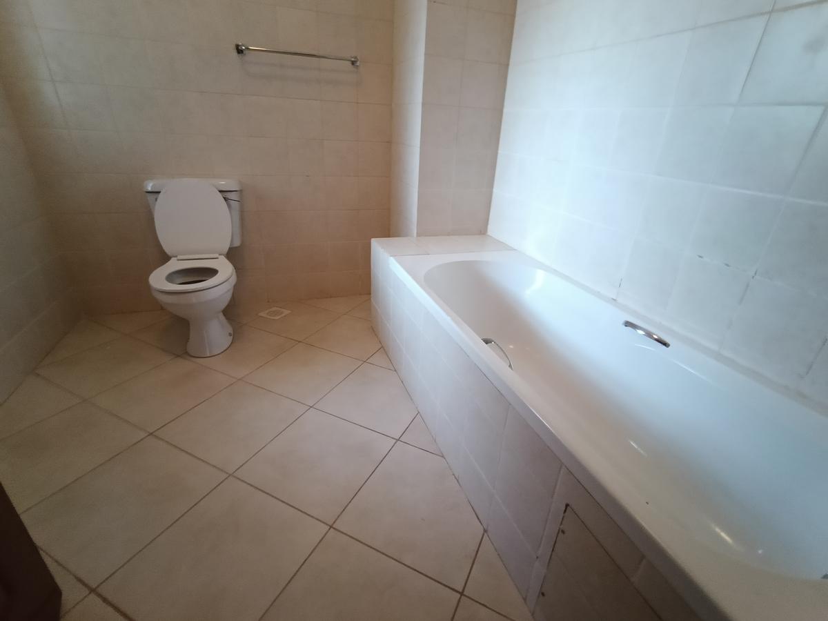 6 Bed House with En Suite in Kitisuru - 8