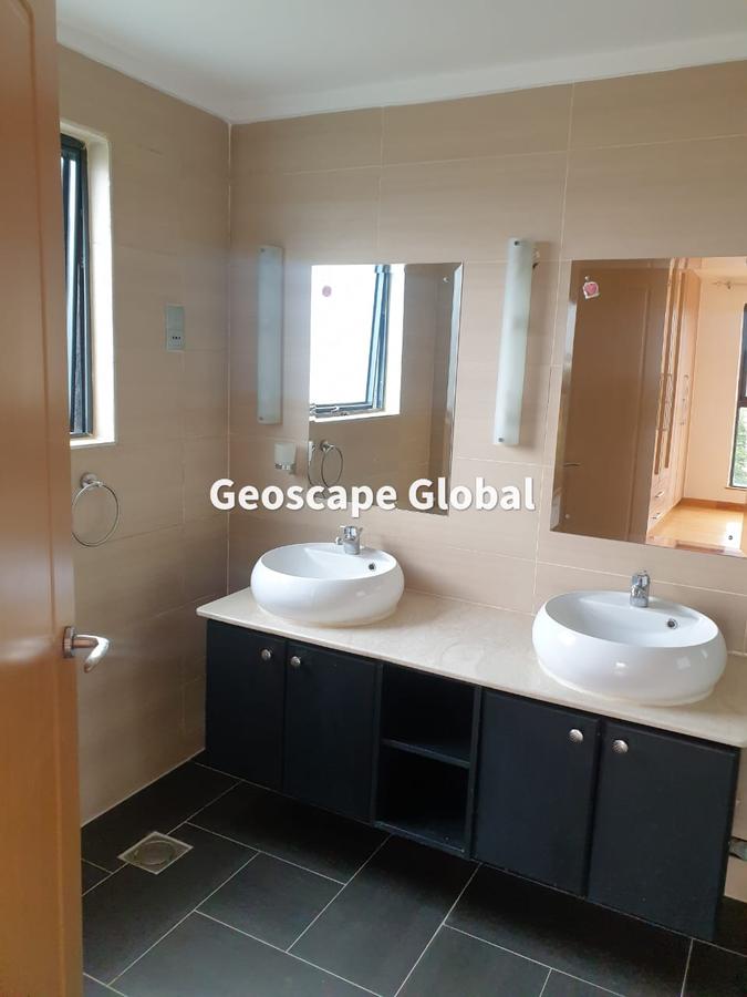 3 Bed Apartment with En Suite in Westlands Area - 9