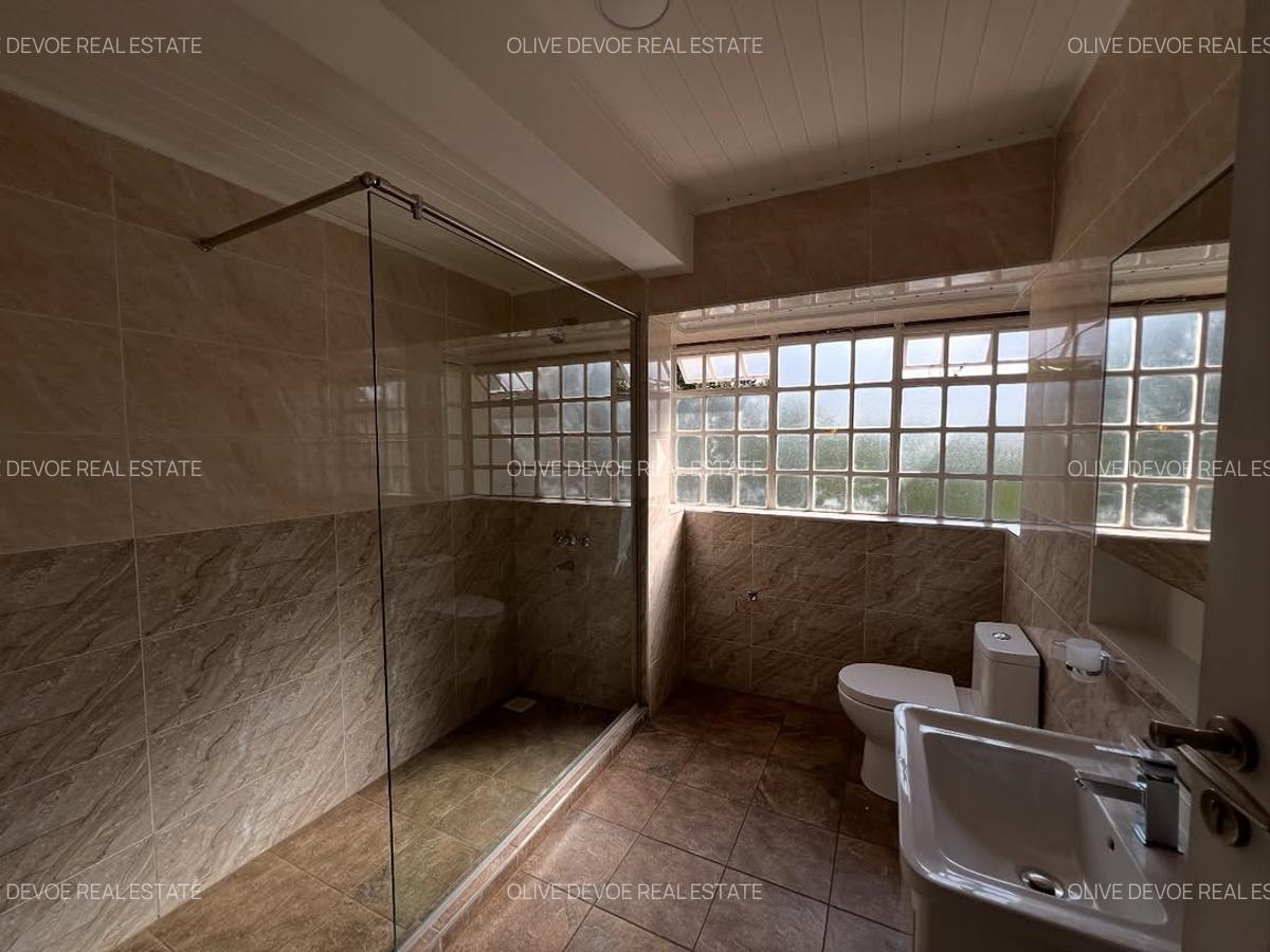 4 Bed House with En Suite in Gigiri - 7