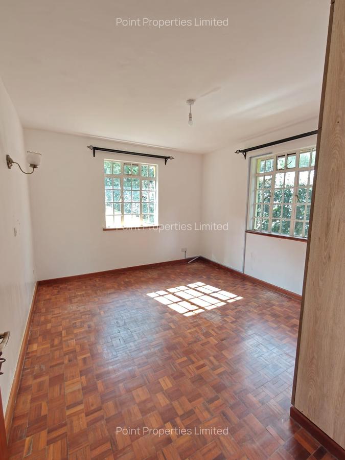 5 Bed Townhouse with En Suite in Karen - 12