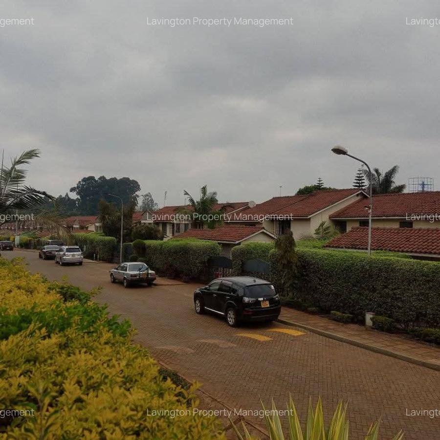 4 Bed Townhouse with En Suite at Loresho - 9