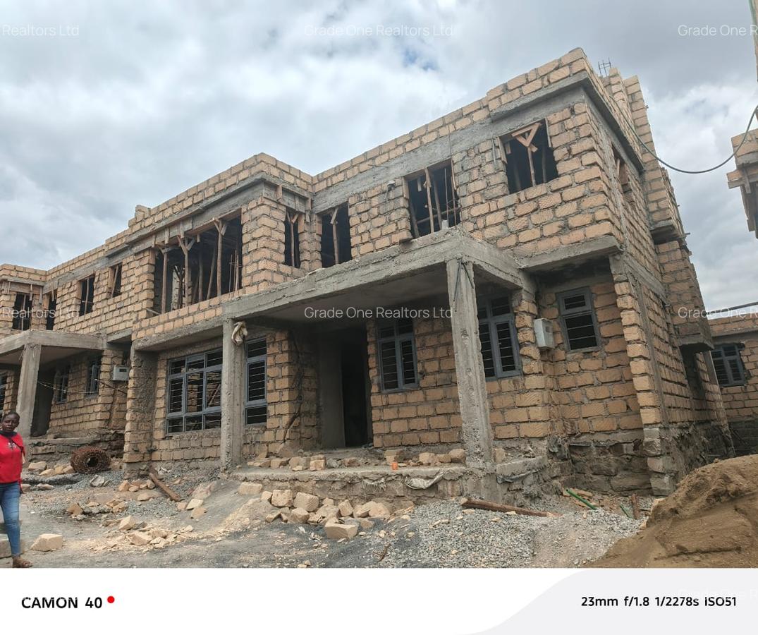 5 Bed House with En Suite at Karai - 16