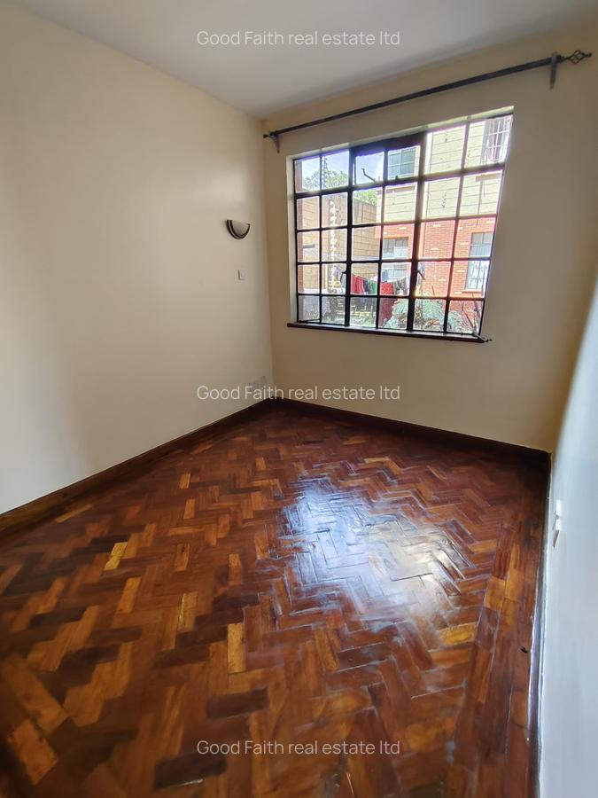 3 Bed Apartment with En Suite in State House - 16