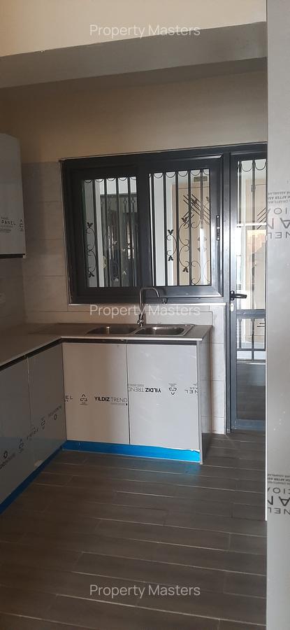 5 Bed Apartment with En Suite at 6Th Avenue Parklands - 20