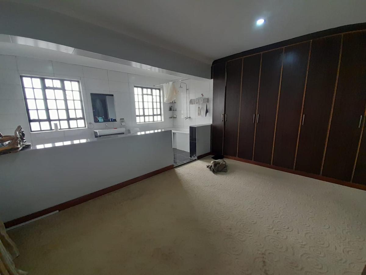 5 Bed Townhouse with En Suite at Milimani - 7