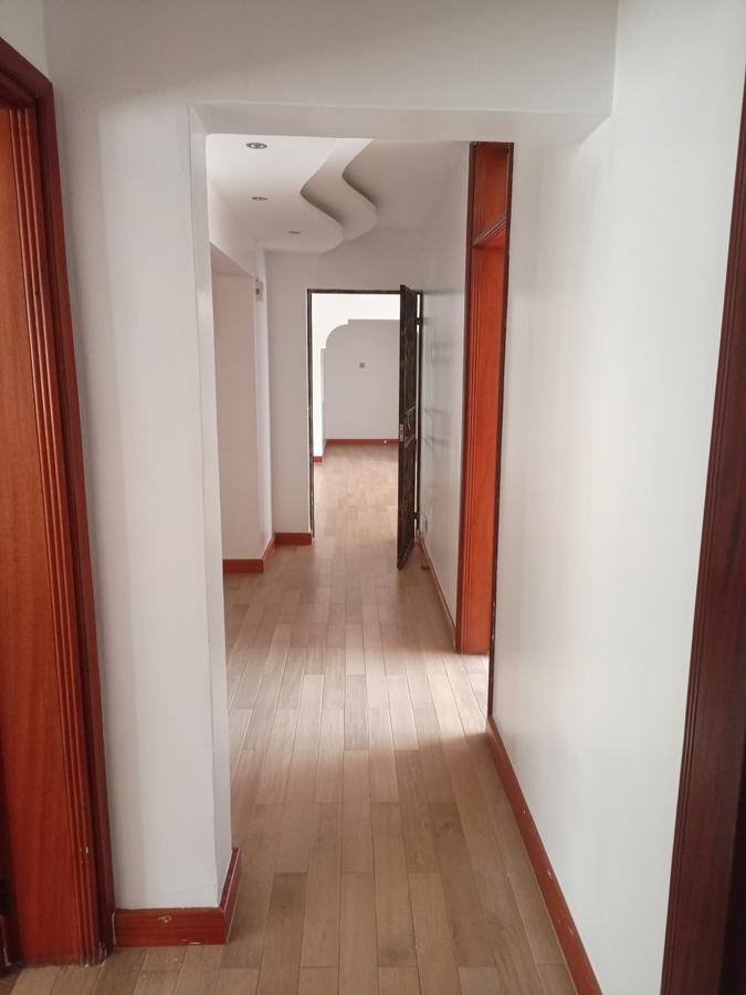 3 Bed Apartment with En Suite at Pramukh Shah Ave - 15