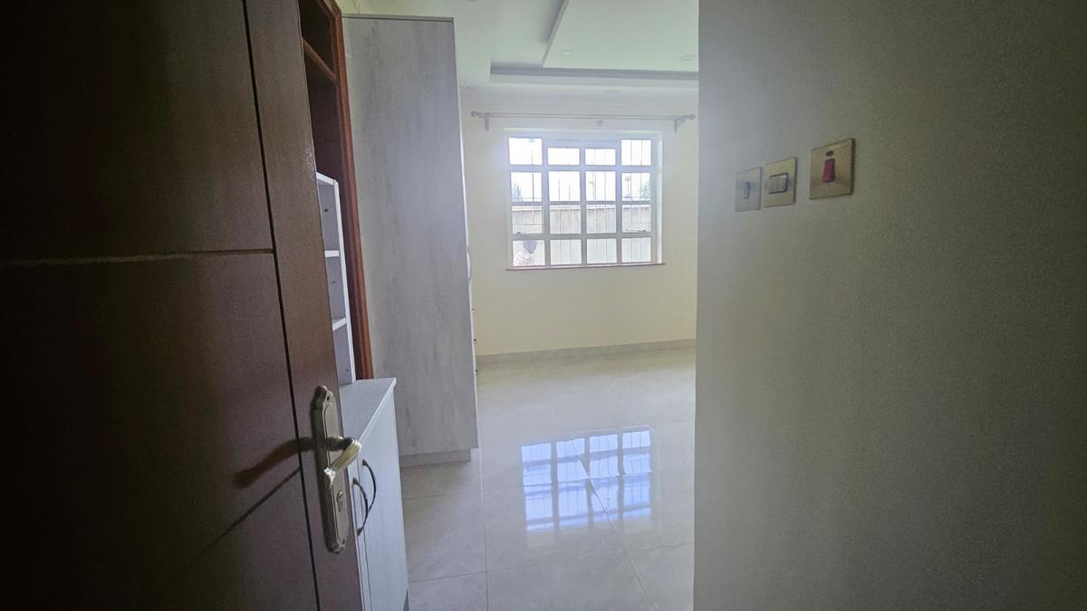 4 Bed House with Staff Quarters in Ruaka - 11