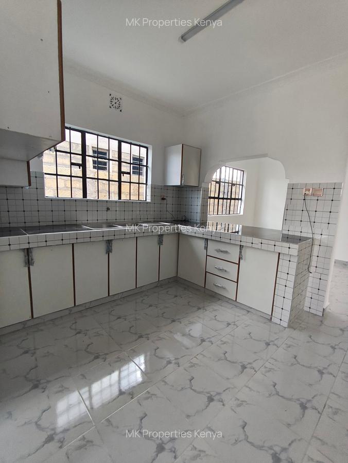 3 Bed House with En Suite at Magadi Road - 7