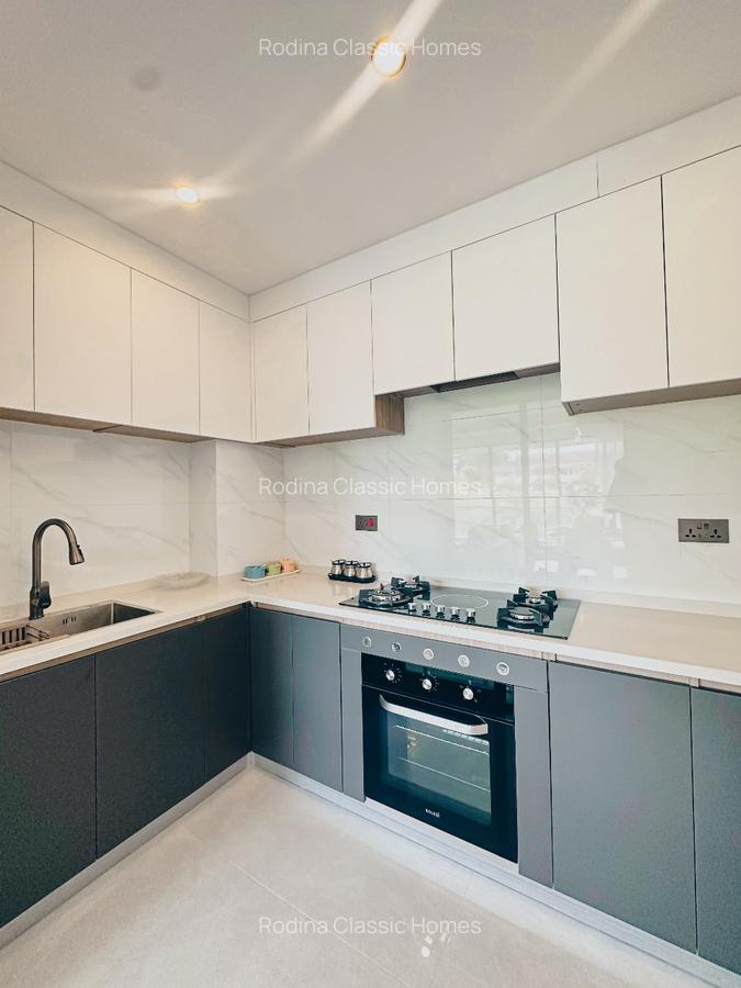 Serviced 3 Bed Apartment with En Suite in Kilimani - 12