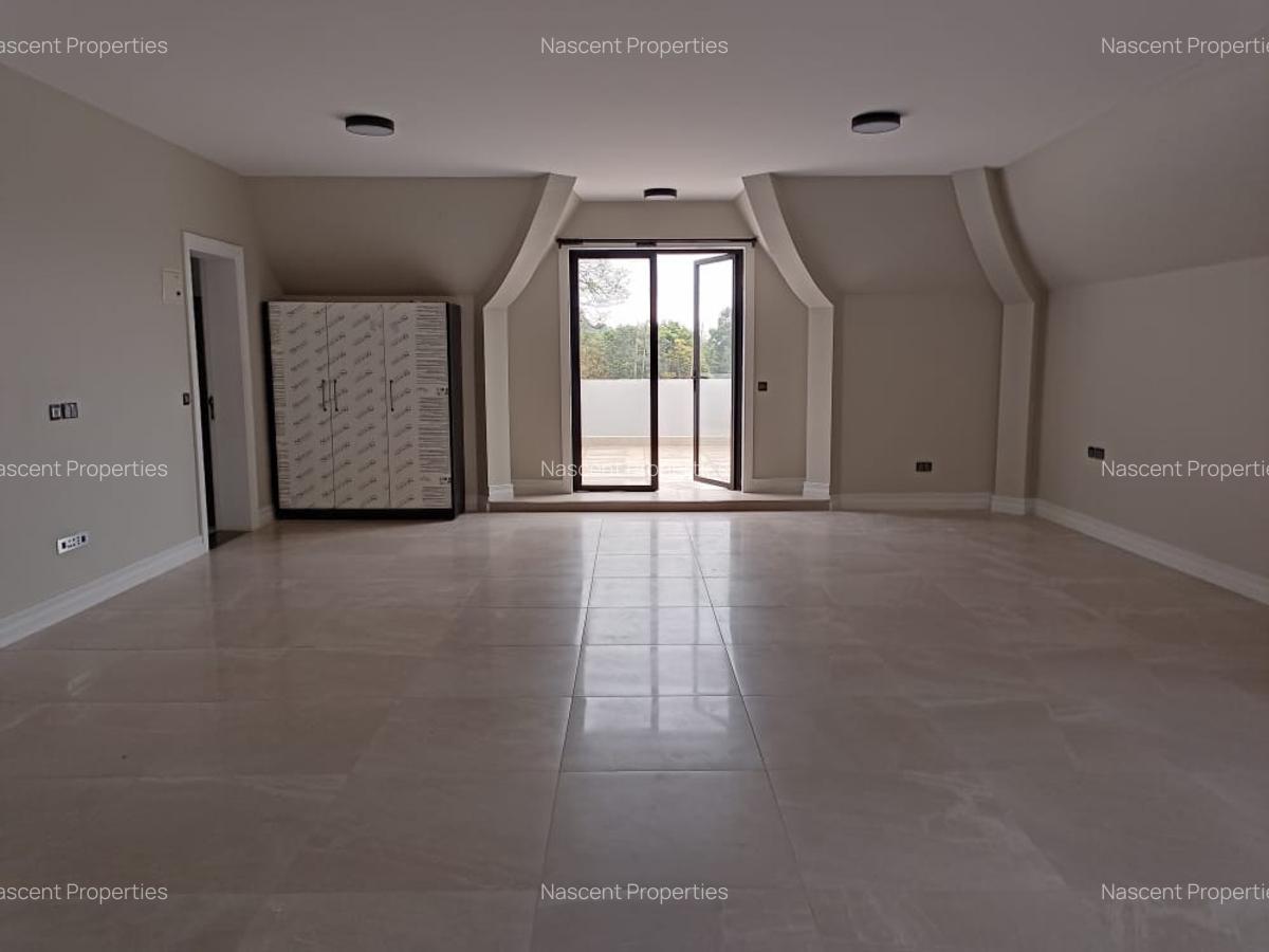 5 Bed Villa with En Suite in Loresho - 9