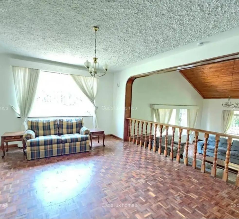 4 Bed Townhouse with En Suite at Kyuna - 7