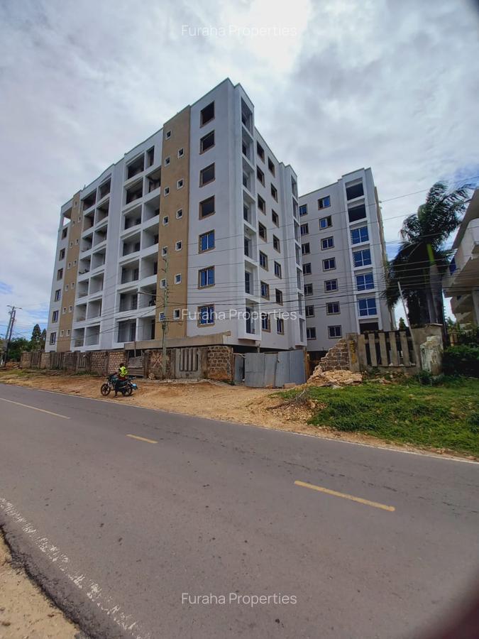 2 Bed Apartment with En Suite in Nyali Area - 1