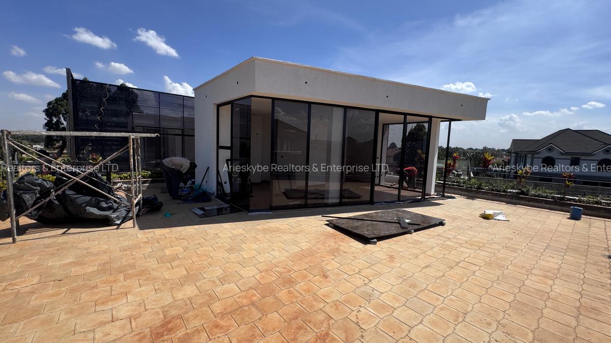 4 Bed Villa with En Suite in Runda - 14