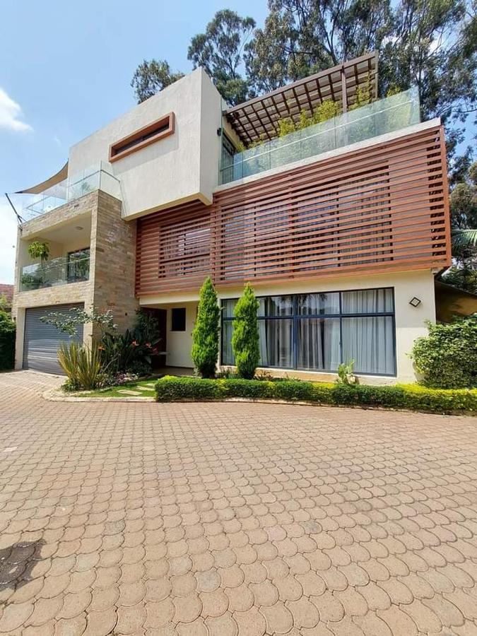 3 Bed Townhouse with En Suite in Lavington - 1