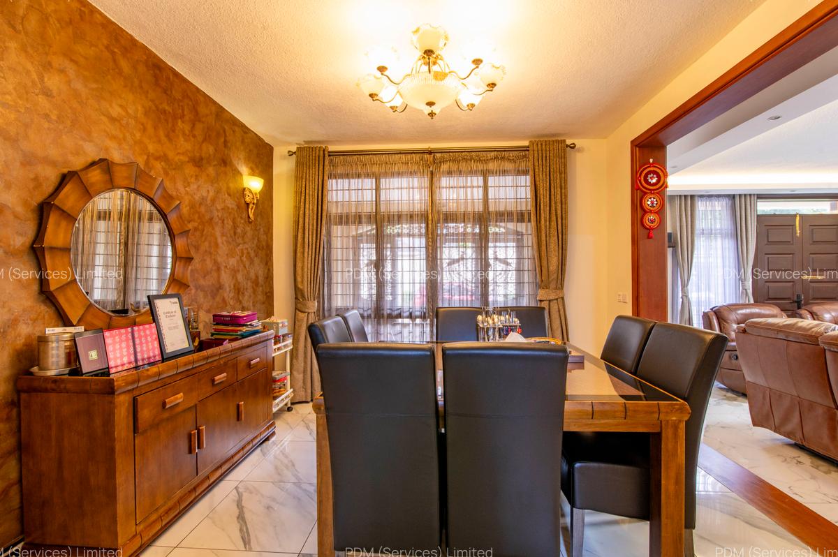 5 Bed Townhouse with En Suite in Lavington - 6