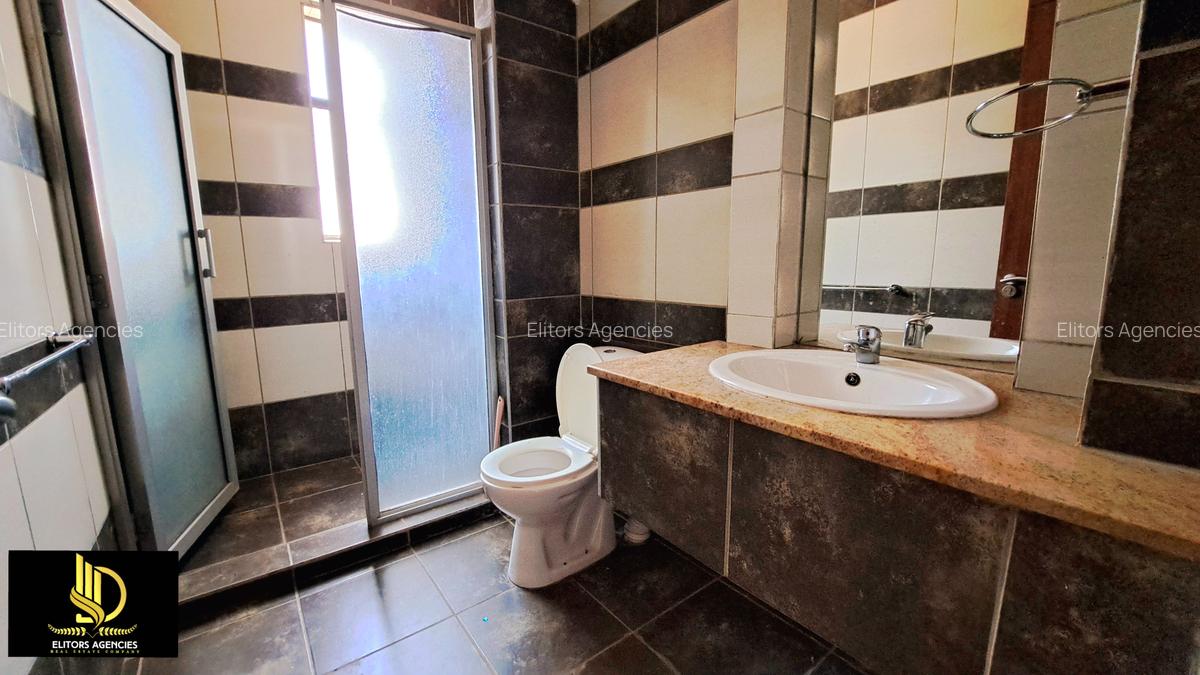 3 Bed Apartment with En Suite at 4Th Parklands - 14