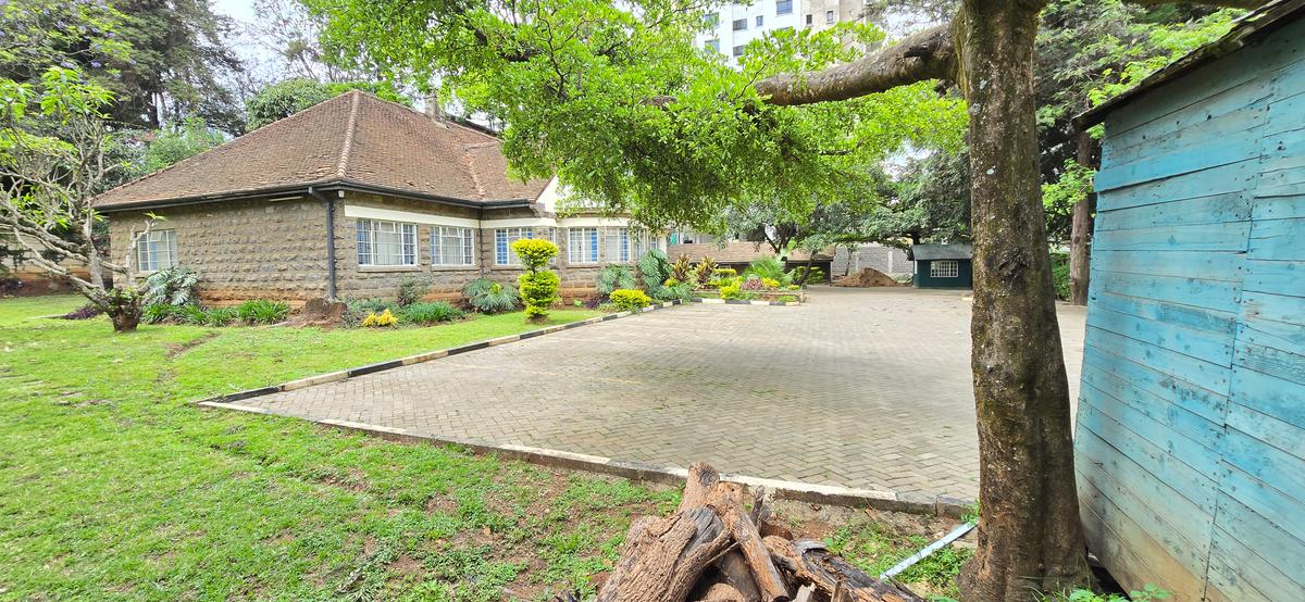 Commercial Property with Service Charge Included at Kilimani