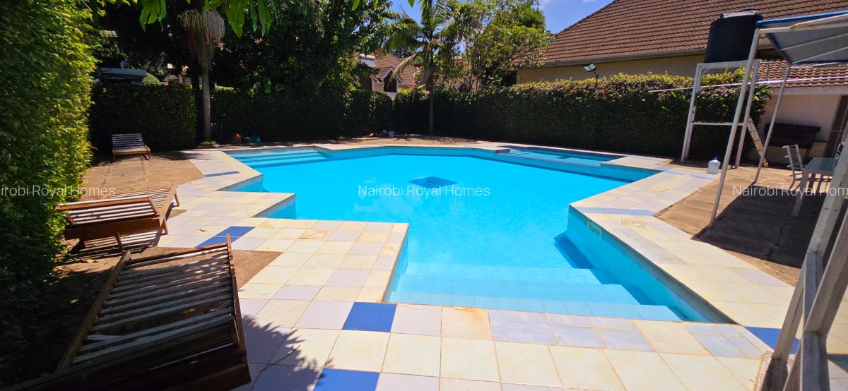 5 Bed Townhouse with En Suite at Muthangari Road - 8