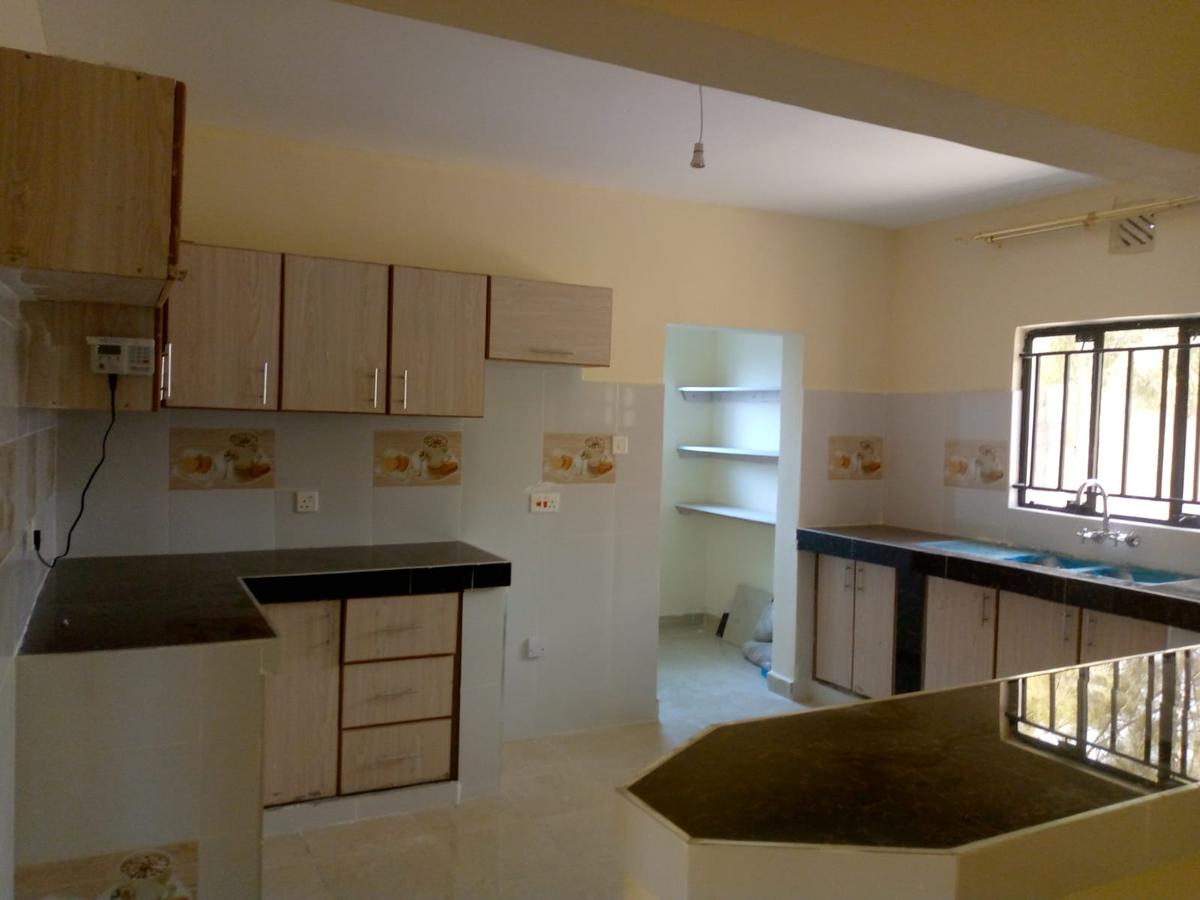 3 Bed House with En Suite at Yukos - 8