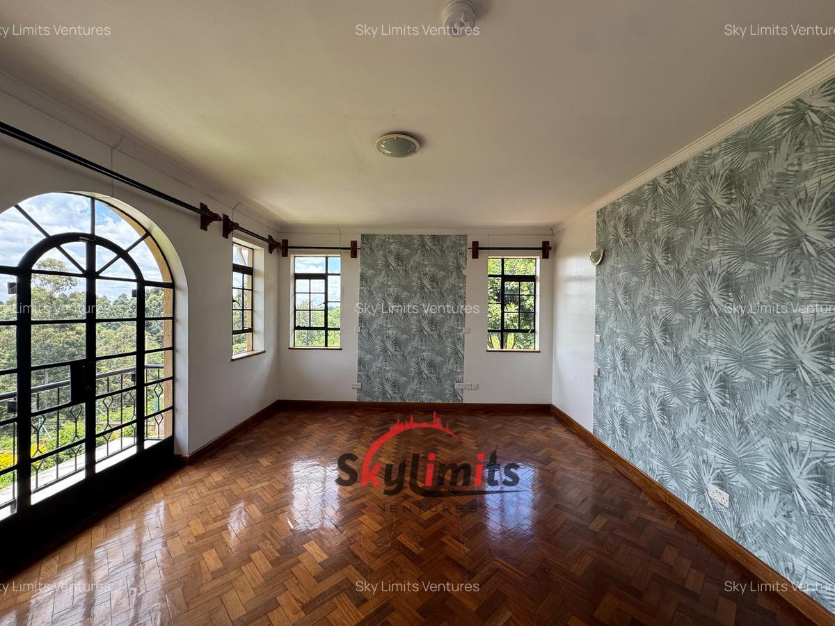 4 Bed Townhouse with En Suite in Kitisuru - 14