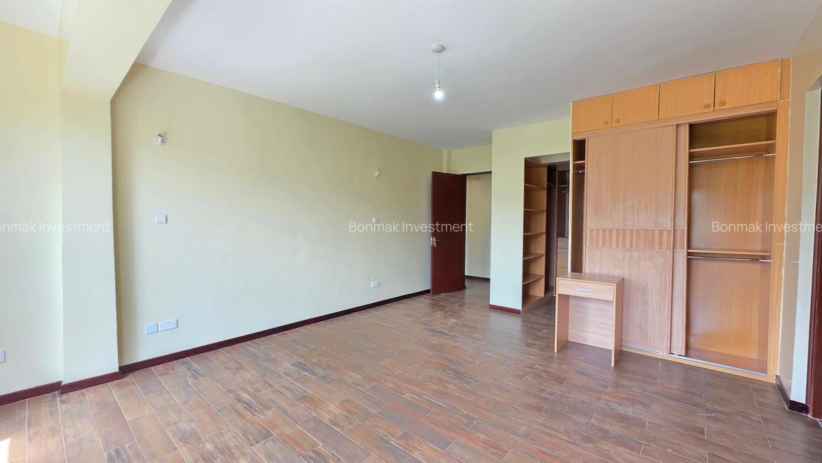 3 Bed Apartment with En Suite at General Mathenge - 20