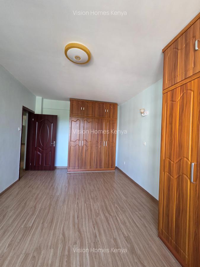 3 Bed Apartment with En Suite in Lavington - 6