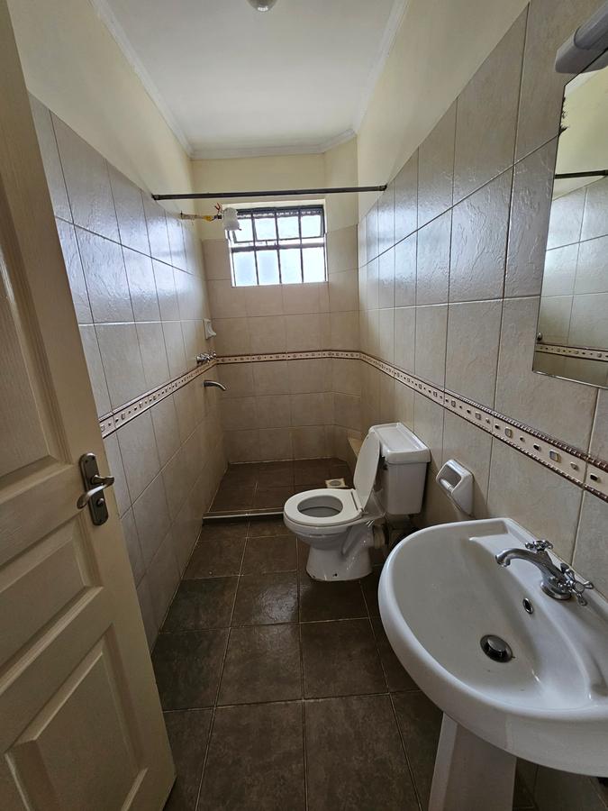 3 Bed Apartment with En Suite at Lavington - 9