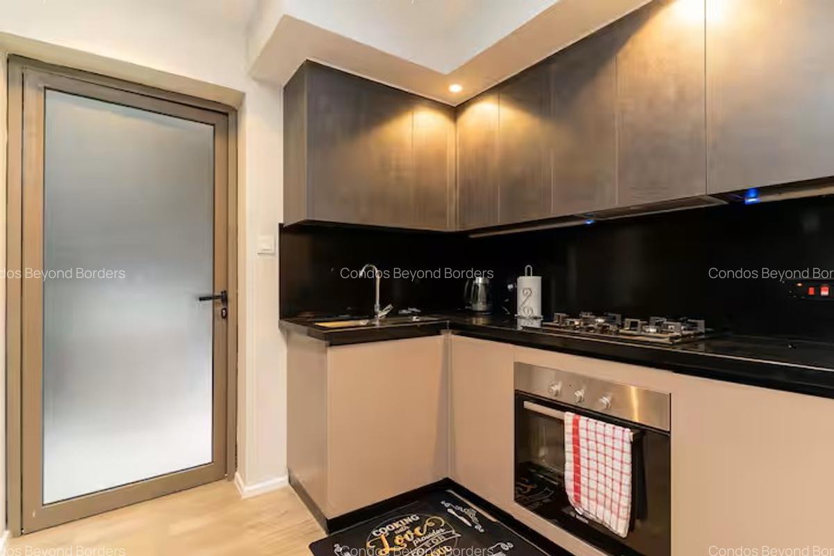 Serviced 2 Bed Apartment with En Suite at Off Redhill Road - 5