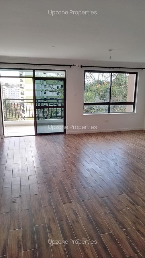 3 Bed Apartment with En Suite in Lavington - 1