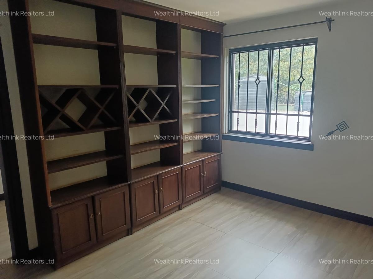5 Bed House with En Suite at Runda - 7