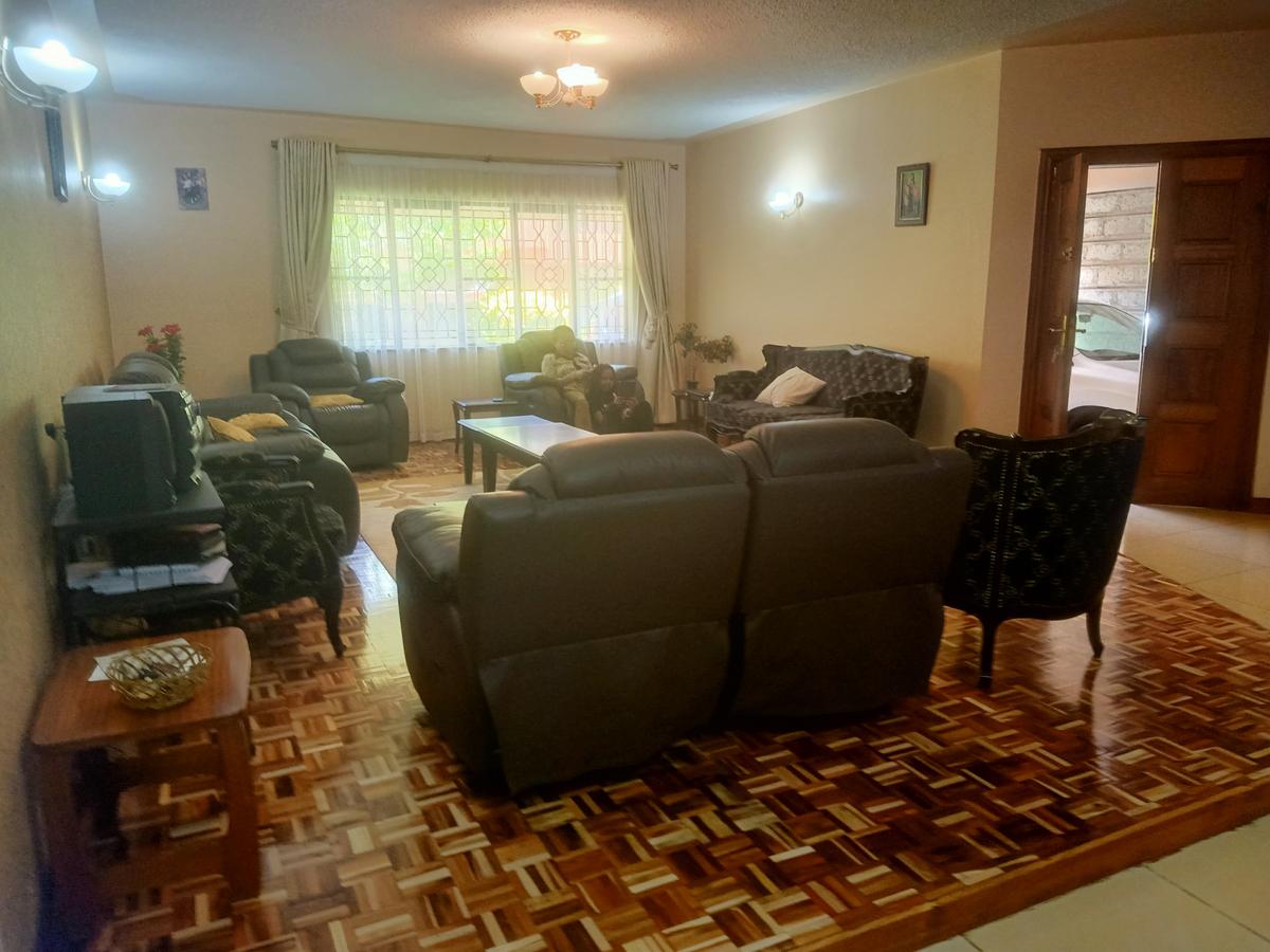 5 Bed Townhouse with En Suite at Masanduku Lane - 3