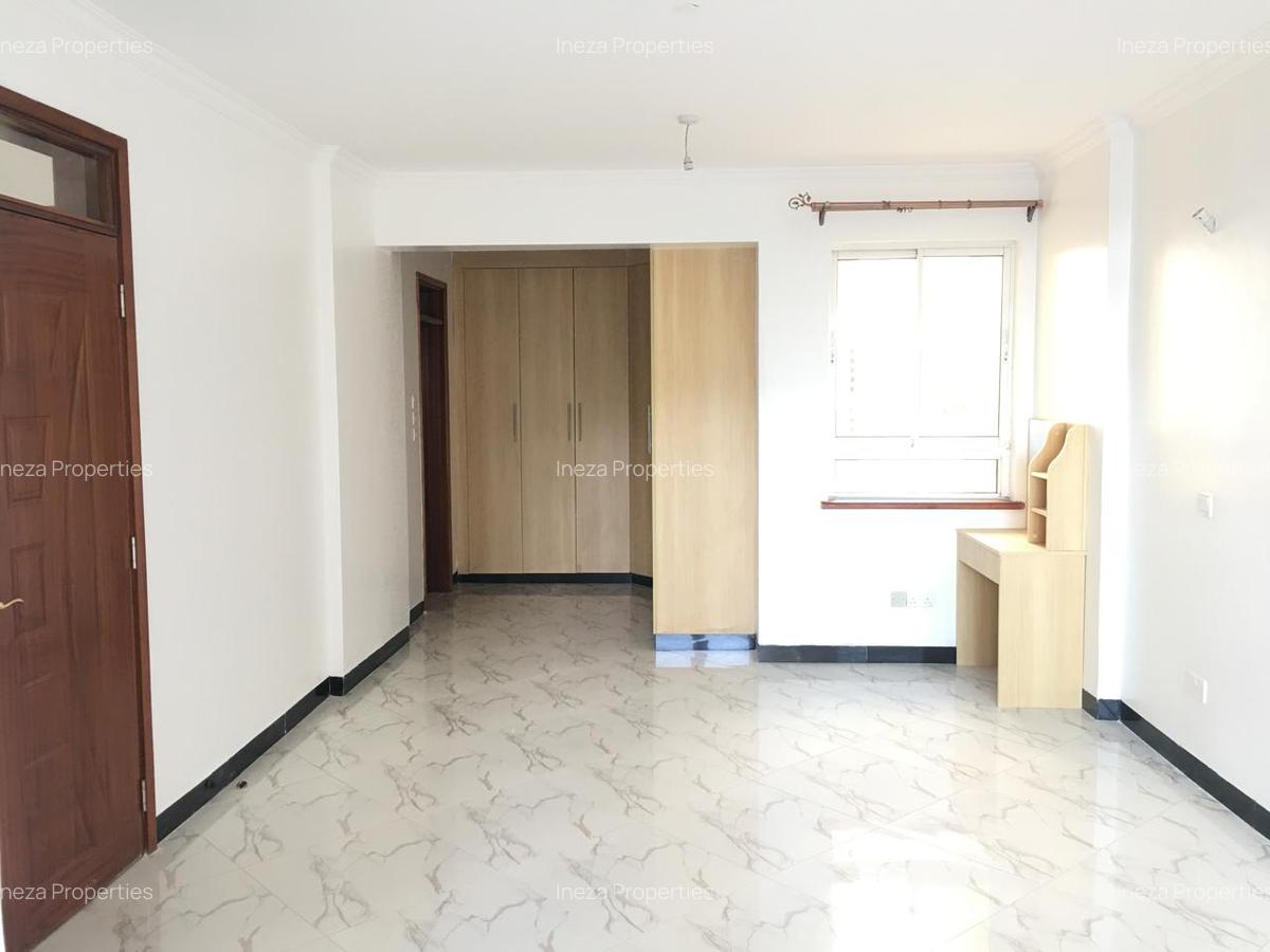 3 Bed Apartment with En Suite in Kileleshwa - 4