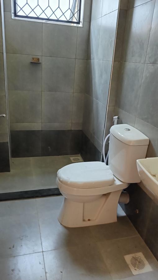 Serviced 2 Bed Apartment with En Suite at Utange - 9