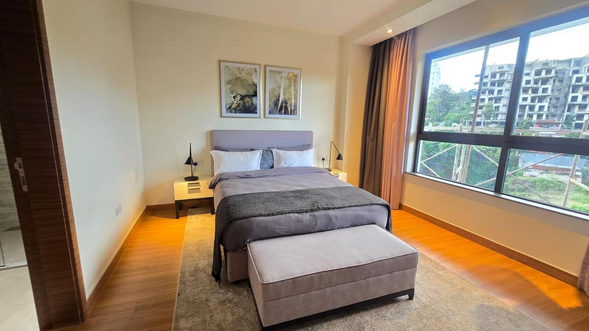 3 Bed Apartment with En Suite in Riverside - 18