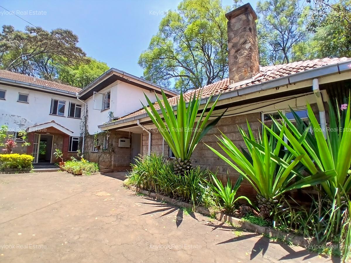 4 Bed Townhouse with En Suite at Lavington Green - 15