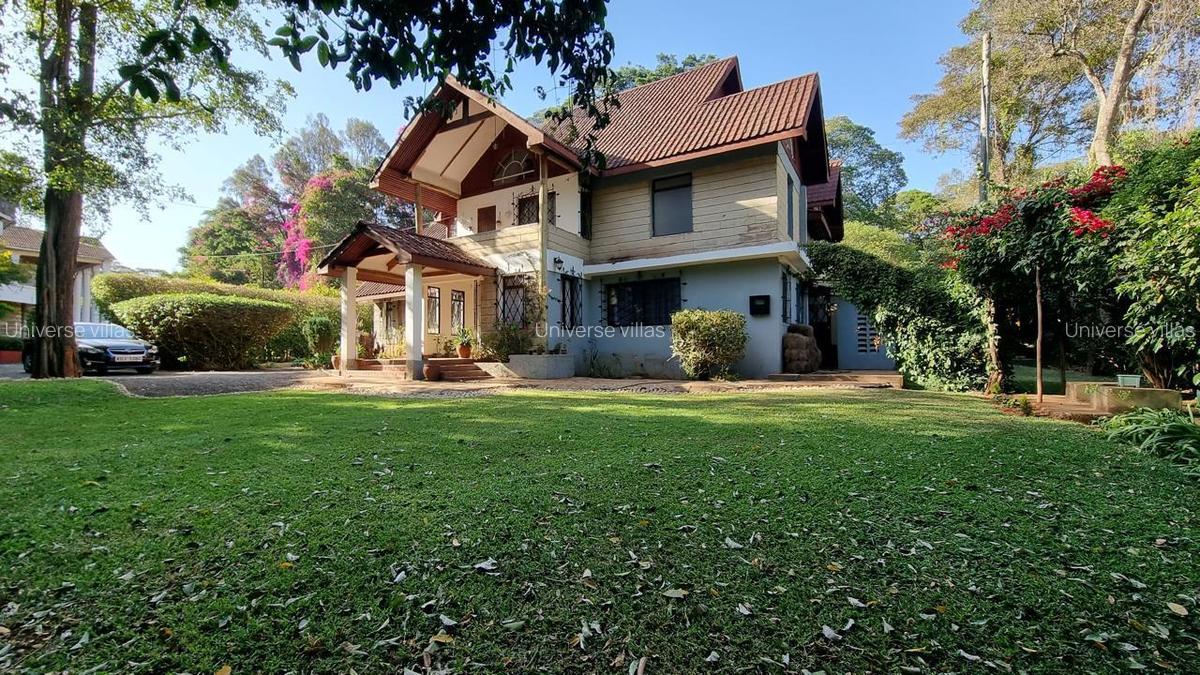 5 Bed Townhouse with Swimming Pool at Karen Road - 6