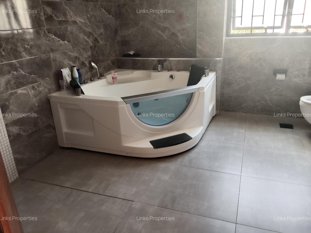 7 Bed Townhouse with En Suite at Ndege Road - 5