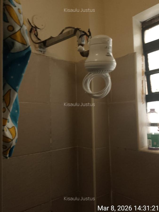 2 Bed Apartment with En Suite at Donholm - 9