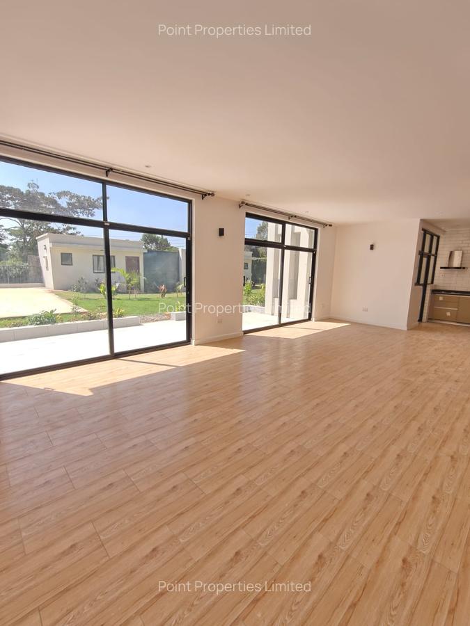 3 Bed Townhouse with En Suite in Karen - 7