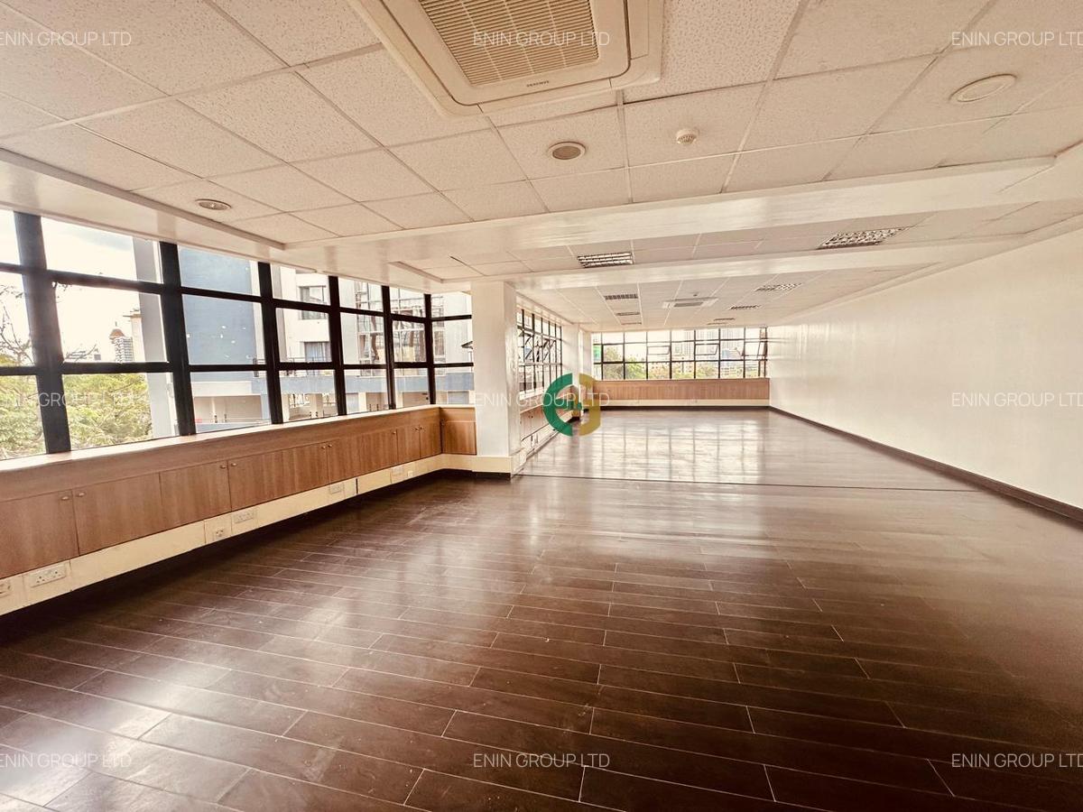 6,160 ft² Office with Lift in Westlands Area - 4