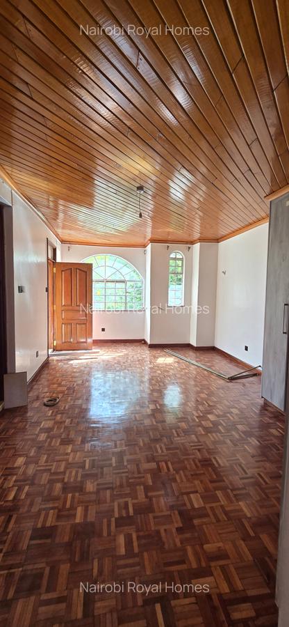 5 Bed Townhouse with En Suite at Lavington Green - 9