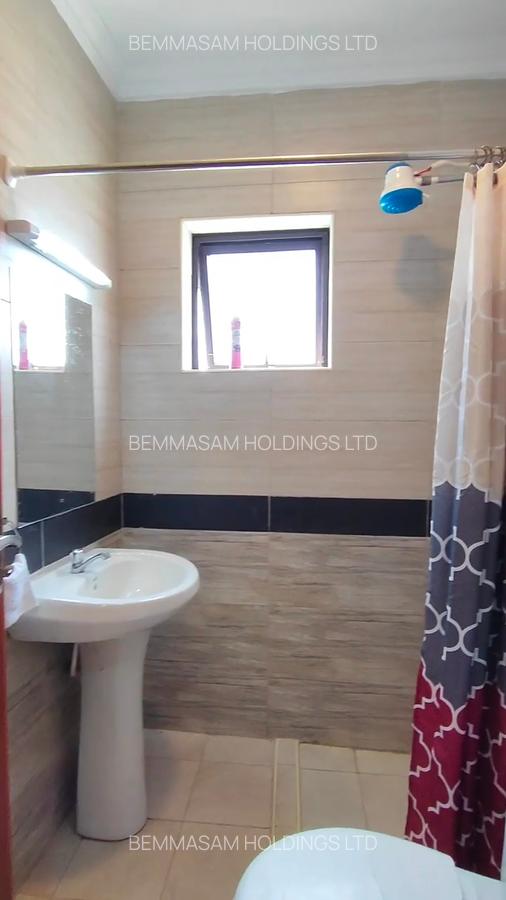 2 Bed Apartment with En Suite at North Airport Road - 12