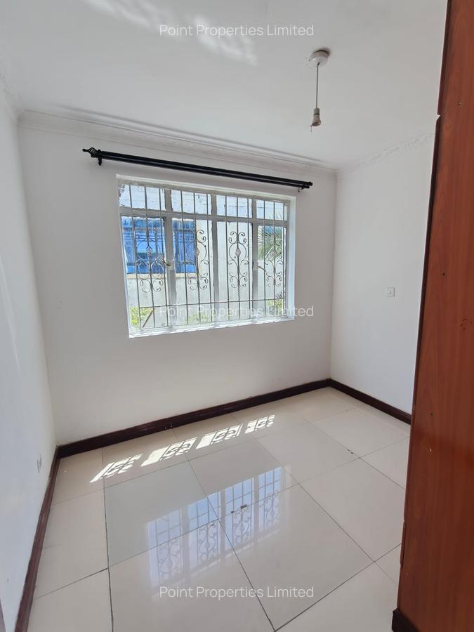 3 Bed Apartment with En Suite in Karen - 8
