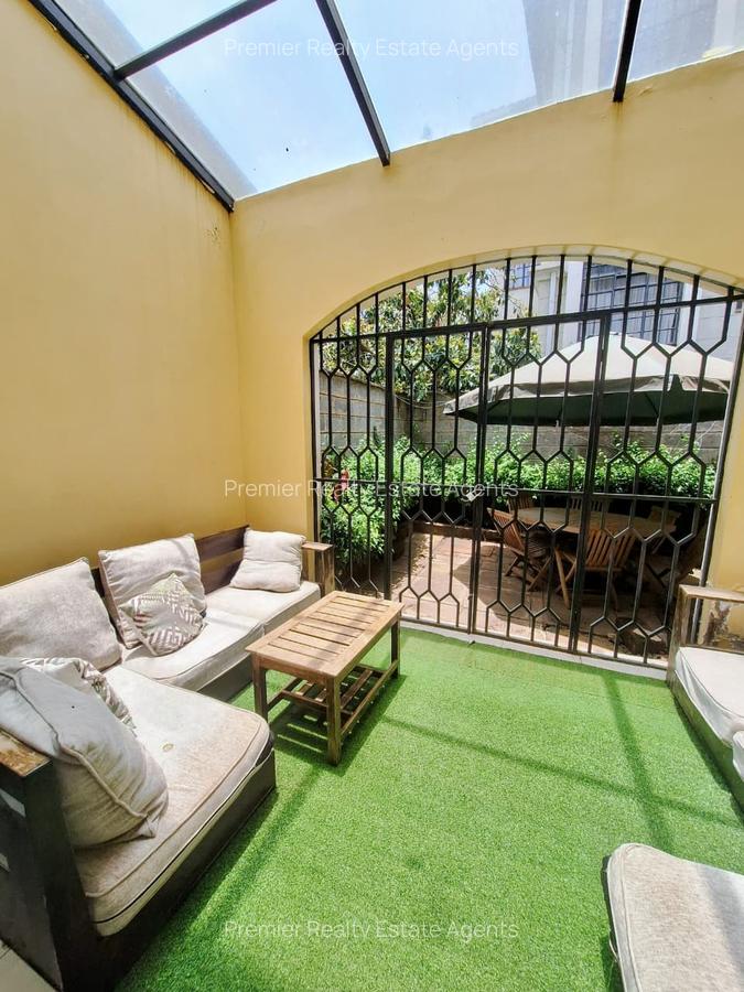 4 Bed House with En Suite at Lavington - 3