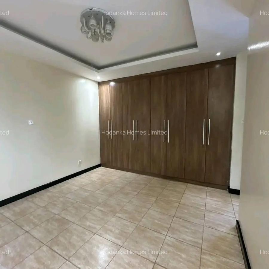 Serviced 2 Bed Apartment with En Suite in Kileleshwa - 8