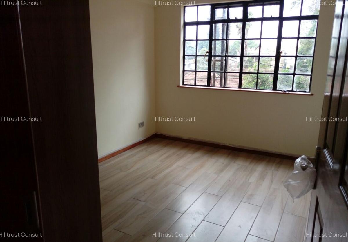 2 Bed Apartment with En Suite in Rhapta Road - 5