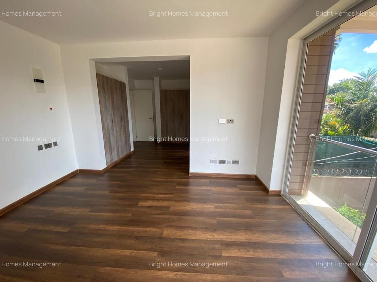 4 Bed Townhouse with Swimming Pool in Lavington - 14