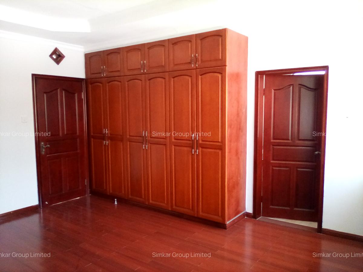 6 Bed Townhouse with En Suite at Karen - 12