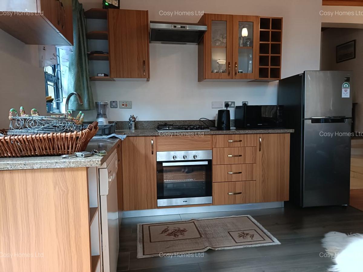 2 Bed Villa with En Suite at Drive - 13