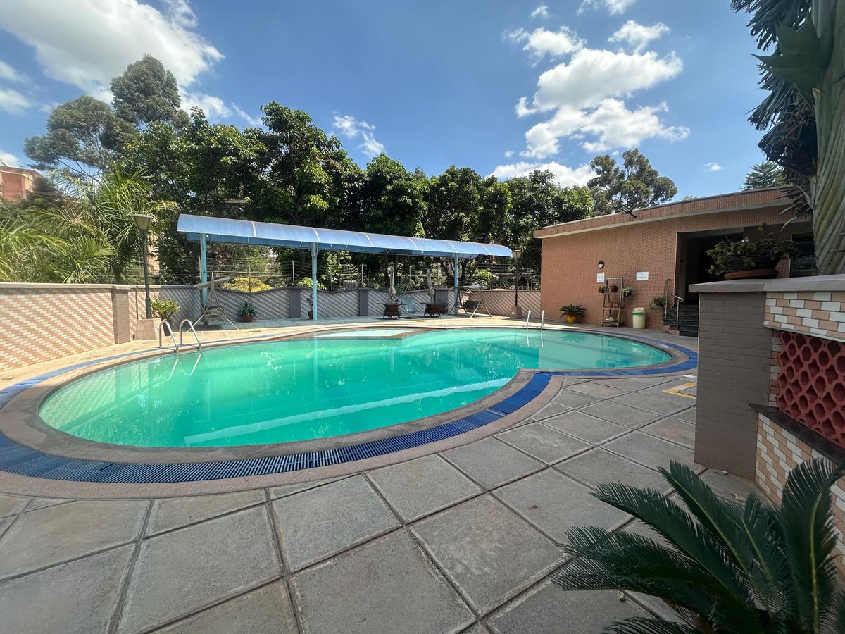 3 Bed Apartment with En Suite in Kilimani - 2
